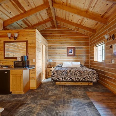 Rock Crest Lodge & Cabins คัสเตอร์ ภายนอก รูปภาพ