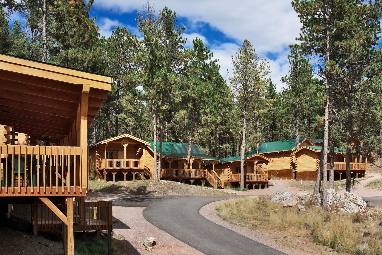 Rock Crest Lodge & Cabins คัสเตอร์ ภายนอก รูปภาพ