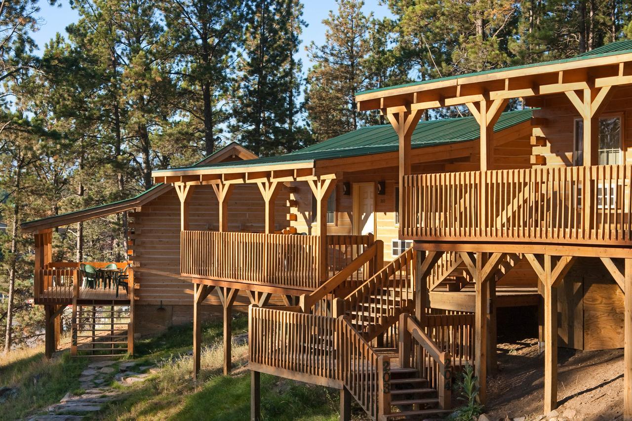 Rock Crest Lodge & Cabins คัสเตอร์ ภายนอก รูปภาพ
